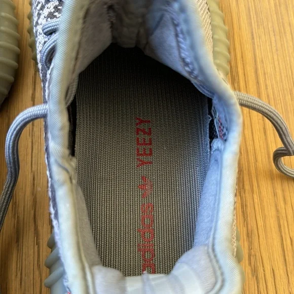 Adidas x Yeezy Boost 350 V2 Beluga 2.0 Size 4.5 - Picture 7 of 9